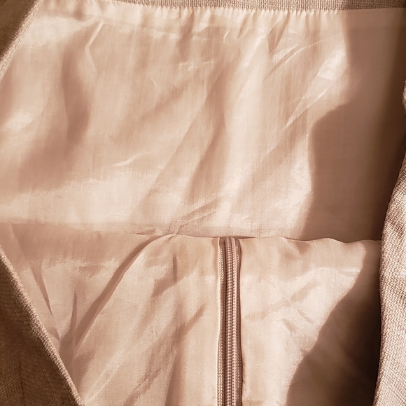 Escada Skirt - Picture 10 of 15